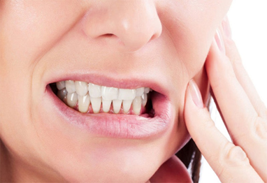 Thói quen nghiếng răng ảnh hưởng nghiêm trọng